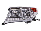 ���� Toyota Land Cruiser 200 (2012-�.�.) ������ � ������������������ (�����)